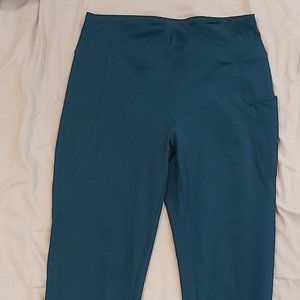 Leggings with pocket